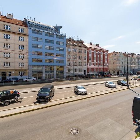 Brand New Studio Apartment #21 With Free Secure Parking In The Center Praga Exterior foto